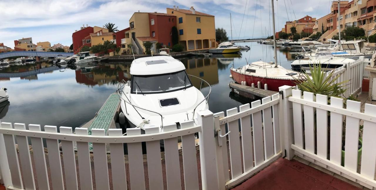 Marina Les Pieds Dans L Eau Appartement Le Barcarès Buitenkant foto