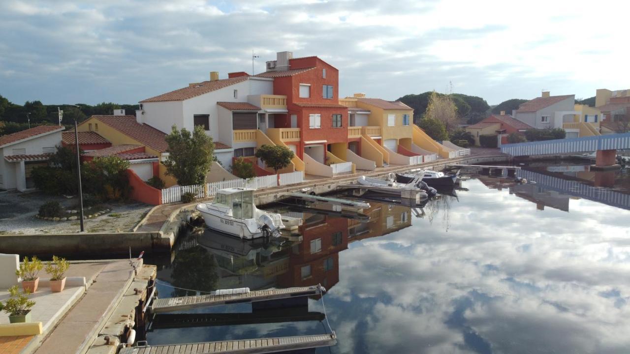 Marina Les Pieds Dans L Eau Appartement Le Barcarès Buitenkant foto