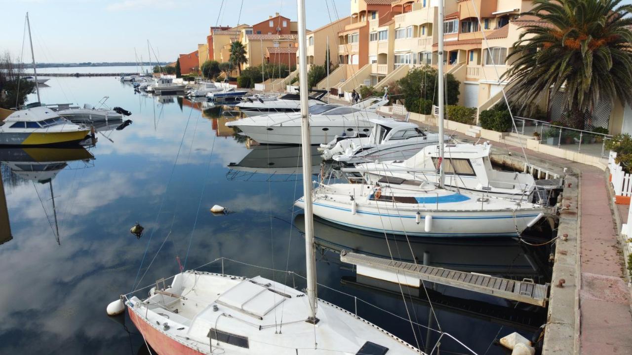 Marina Les Pieds Dans L Eau Appartement Le Barcarès Buitenkant foto