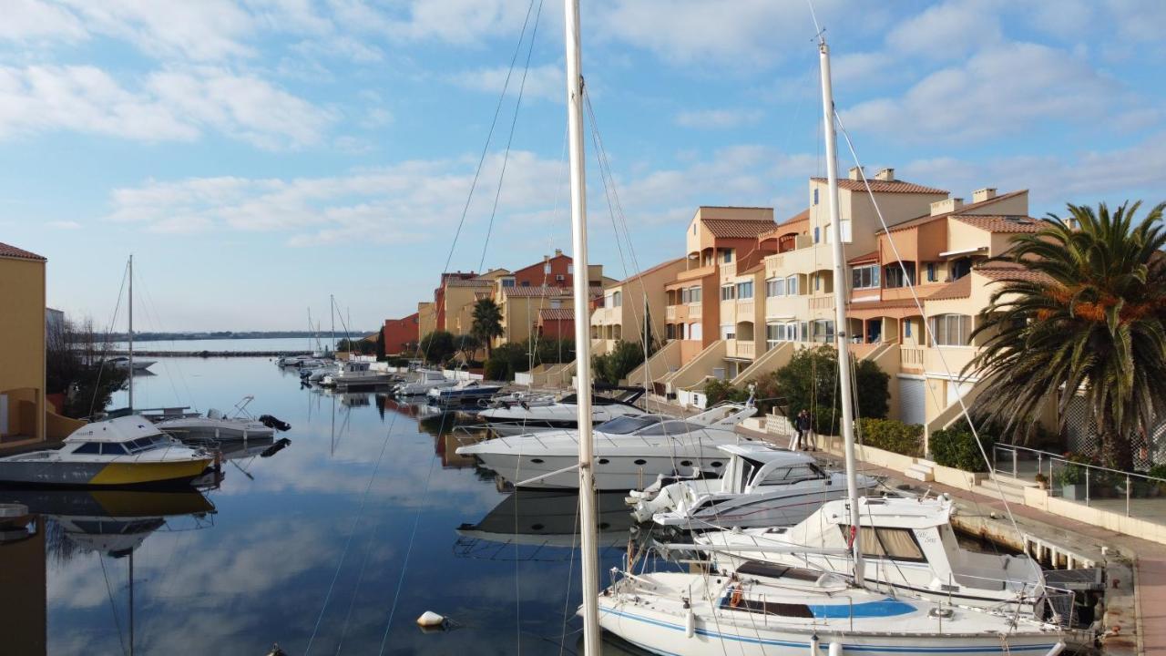 Marina Les Pieds Dans L Eau Appartement Le Barcarès Buitenkant foto